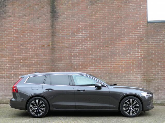 Volvo V60 2.0 B3 Plus Bright 12 MND garantie / Facelift / Google infotainm