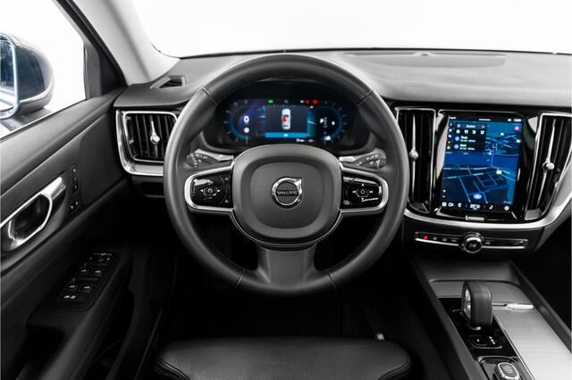 Volvo V60 2.0 B4 Plus Bright Panoramadak Trekhaak Leder