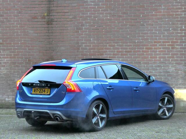 Volvo V60 2.0 T4 AUT Bus. Sport 12 MND garantie Schuifdak / Adaptive Cruis
