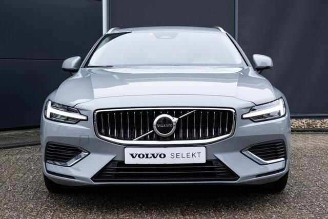 Volvo V60 T6 Plug-in hybrid AWD Essential Edition | Volvo guard | Keyless | Verstelbare lendensteunen | 18 inch lichtmetalen velgen |