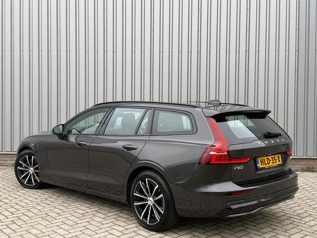 Volvo V60 2.0 T6 Plug-in hybrid AWD Plus Dark l Verwarmbare Voorruit l Trekhaak l 360 camera l