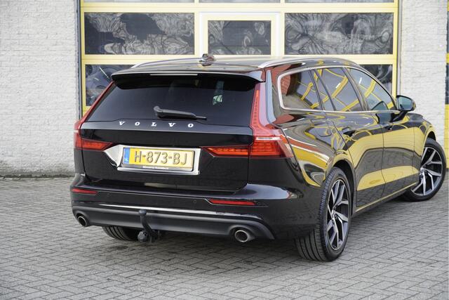 Volvo V60 2.0 T4 211PK! Automaat Momentum Pro BJ2020 Lmv 18" | Led V+A | Pdc | Navi | Trekhaak | Elek. achterklep | App-Connect | Climate control | Cruise control | Virtual cockpit | Climate control | Cruise control | Extra getint glas