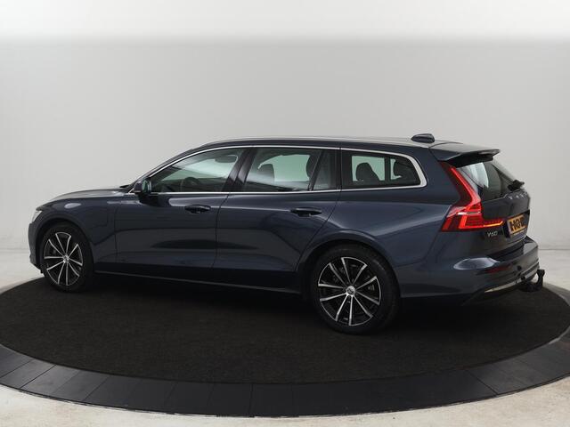 Volvo V60 2.0 T6 Plug-in hybrid AWD Core Bright | Trekhaak | Achterbankverwarming | Adaptive cruise | Carplay | Stoelverwarming | Climate control | Keyless | Parkeerhulp | PHEV | Plug In