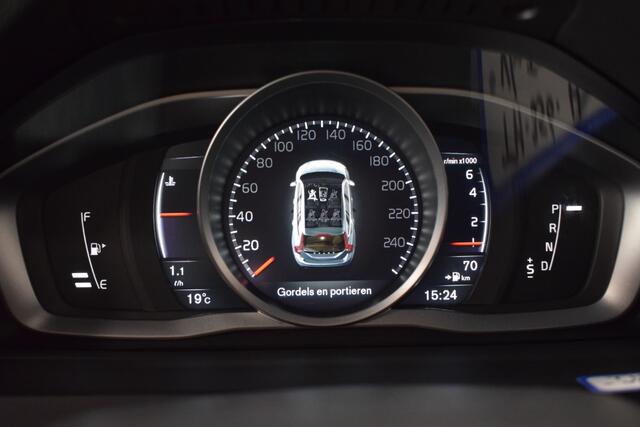 Volvo V60 T2 123pk AUT6 Polar+ Dynamic/ Trekhaak 1500kg/ Leer/ Stoel verw./ Xenon/ Navi