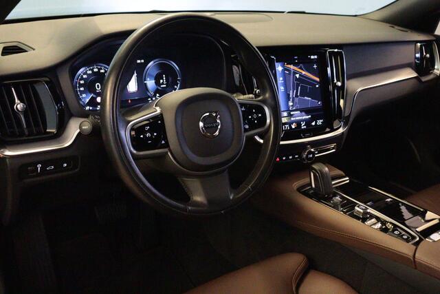 Volvo V60 2.0 T6 Recharge AWD Business Pro | NAVI | CAMERA + PDC | ADAP CRUISE | STUUR / STOELVERW | LANE-KEEPING / WARNING |