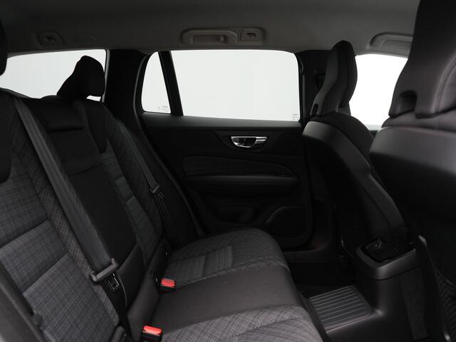 Volvo V60 T6 AWD Core Bright LONG RANGE Plug In Hybrid 350pk Dealer O.H. PHEV | Adaptive Cruise | 360 Camera | Voorstoelen & Stuur Verwarmd | Apple Carplay | Keyless | Navigatie | Virtual | DAB |