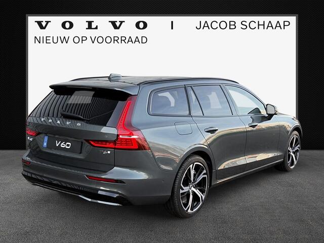 Volvo V60 T6 Plug-in hybrid AWD Ultra Dark / Gratis Lounge Pack twv ¤ 3995 / Audio B&W / stoel ventilatie voor / 360 Camera /