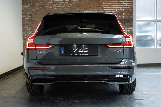 Volvo V60 T8 Plug-in hybrid AWD Ultra Dark | Bowers & Wilkins Audio | Nappa Leder met Ventilatie & Massage | Head-Up Display | Schuif/Kantel-Panoramadak | 360º Visual Park Camera | 19" Lichtmetalen Wielen