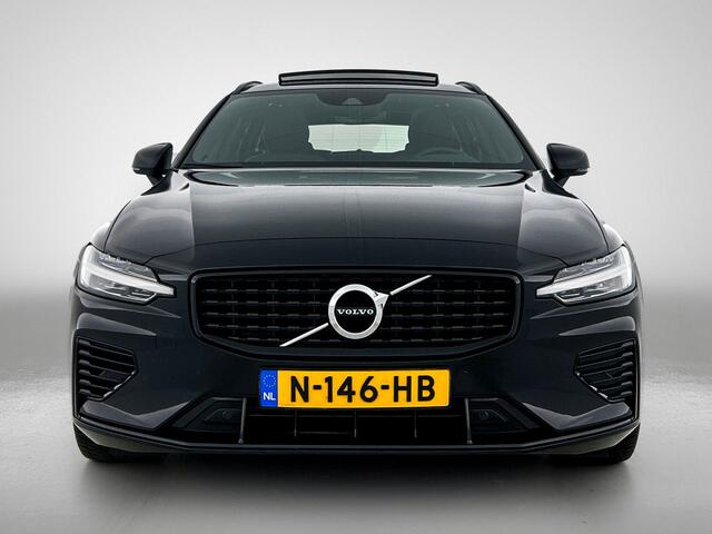 Volvo V60 2.0 T8 Hybride SOH 94% AWD R-Design / Panoramadak / Leder / Navigatie / Adap. Cruise / Pdc.V+A / Stuur- Stoelverwarming / Apk 01-2028
