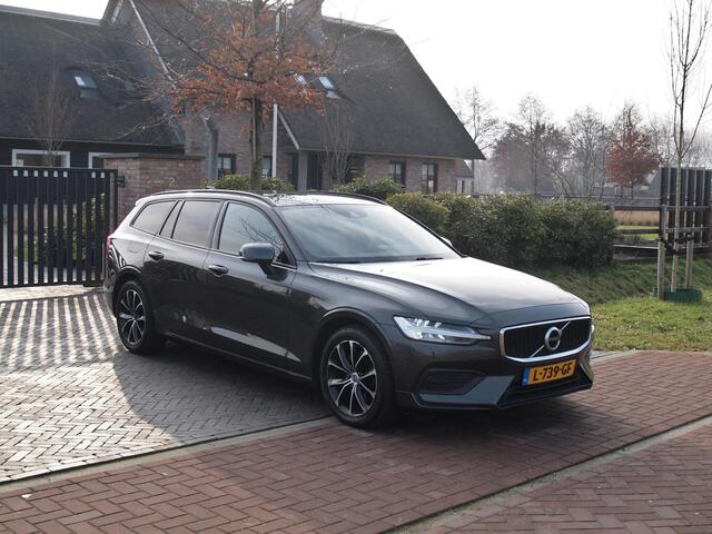 Volvo V60 2.0 B3 Momentum Advantage | Camera | Trekhaak | Apple Carplay | Cruise Control |