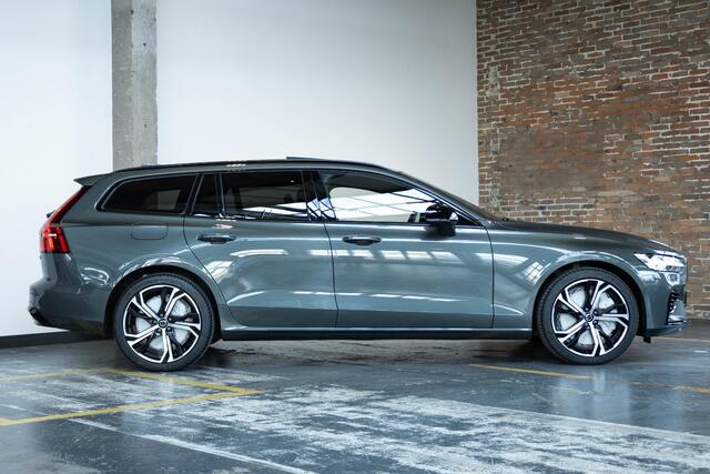 Volvo V60 T8 Plug-in hybrid AWD Plus Dark | Harman Kardon Premium Audio | 360° Parkeercamera | Parkeersensoren voor en achter | Google Infotainment | Nappa Lederenbekleding | Panoramadak | Parkeerverwarming | Head-Up Display | 19" 5-Spaaks Black / Diamond Cut velge