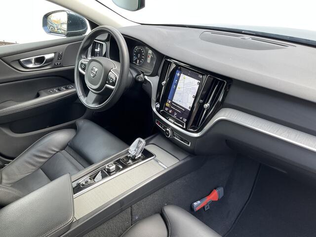 Volvo V60 2.0 B3 Inscription Elek.Trekhaak Stoel/Stuurverw Leer Memory Adap.Cruise NL-Auto!