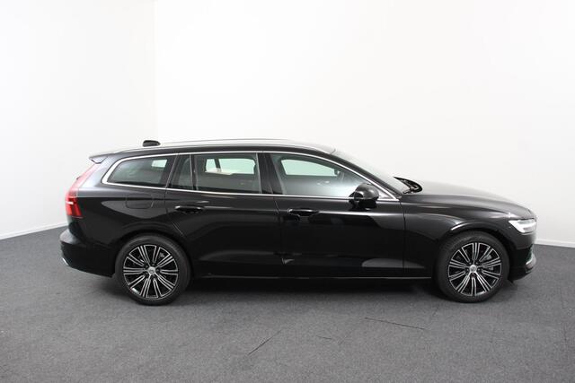 Volvo V60 2.0 T5 250pk Automaat Inscription Navigatie Apple Carpla/Android Auto Climate control Leder Parkeer sensoren Virtual Cockpit |Lichtmetalen velgen 18"