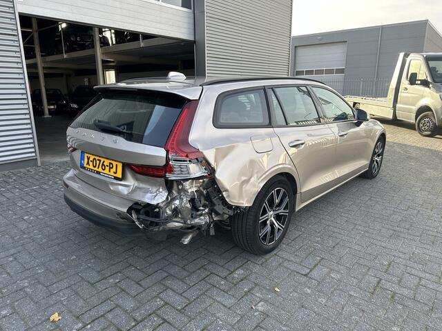 Volvo V60 2.0 B3 Essential Edition