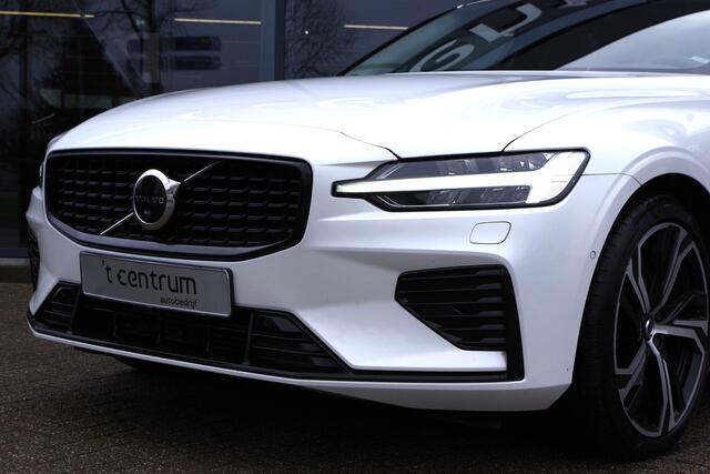 Volvo V60 2.0 T8 456 PK Plug-in Hybrid AWD Ultimate Dark Long Range, Panoramadak, Trekhaak, H/K Sound, 360 Camera,
