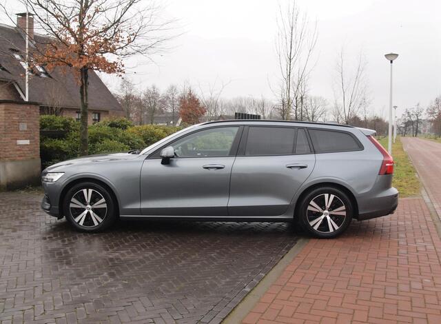 Volvo V60 2.0 B3 Momentum Advantage | Camera | Trekhaak | Apple Carplay | Cruise Control |