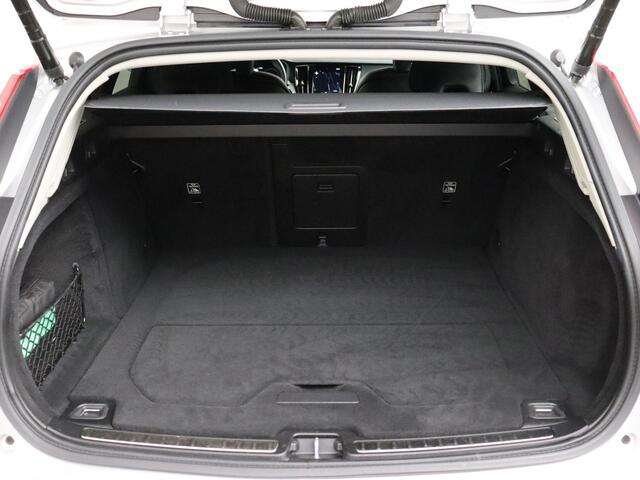 Volvo V60 2.0 T6 Recharge AWD Inscription Autopilot/ACC | Harman Kardon | Elek. Trekhaak | VOL!!