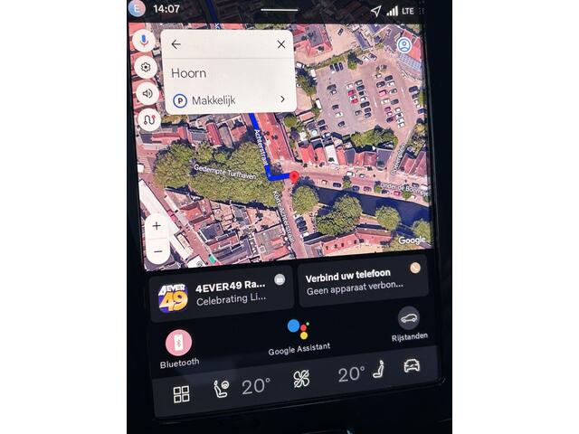 Volvo V60 2.0 T6 Plug-in hybrid AWD Core Business Edition Harman Kardon audio / 360 camera