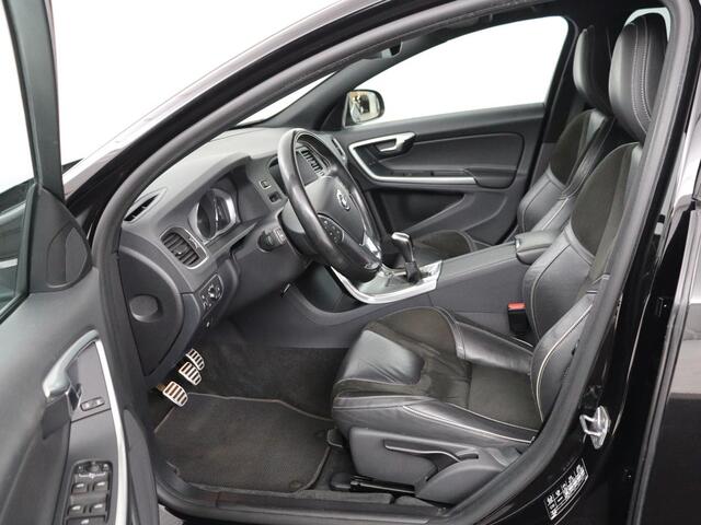 Volvo V60 2.0 T4 Sport | Stoelverwarming | Bi-Xenon | Leder/Alcantara | Trekhaak | Navigatie | Bluetooth | Cruise control | Parkeerhulp | Climate control | Origineel NL