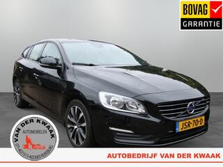 volvo-v60-2.0-t3-mom.pro--leer-trek