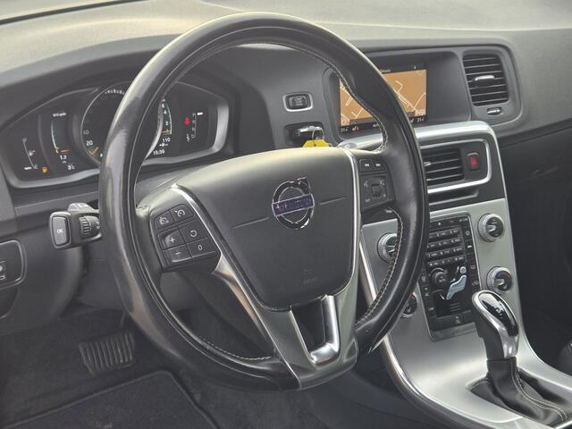Volvo V60 1.5 T3 Polar+ Dynamic | Nieuw Binnen! | Navi | Automaat | Stoelverwarming