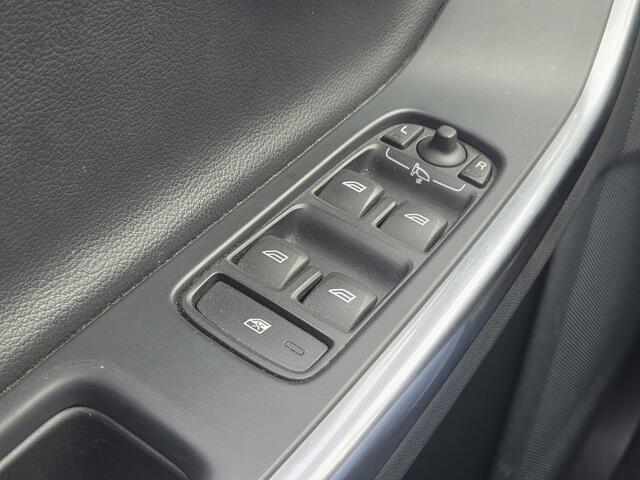 Volvo V60 1.5 T3 Polar+ Dynamic | Nieuw Binnen! | Navi | Automaat | Stoelverwarming