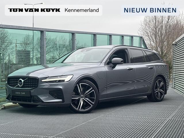 Volvo V60 2.0 T8 Recharge AWD R-Design PHEV, Automaat, Panoramadak, Head-up display, Driver assist, BLIS, Gelaagde- en getinte ramen, Stoelverwarming, Stuurverwarming, Trekhaak semi elektrisch, Harman Kardon audio