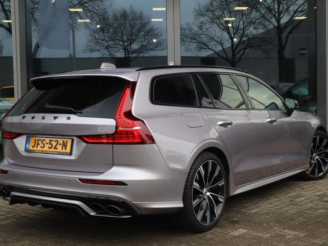 Volvo V60 2.0 T8 Plug-in hybrid AWD Ultra Dark | 20" Turbine Velgen | Exterieur Styling Kit | HEICO uitlaattips | Polestar Optimisation | 360-Camera | Schuif/kanteldak |