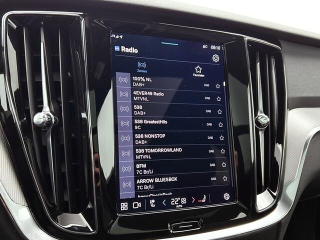 Volvo V60 2.0 T6 AWD Plus Dark | Panorama dak | Black Pack | Rijklaar |