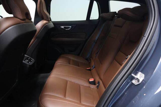 Volvo V60 2.0 B4 Inscription | Trekhaak | Panoramadak | Leder | ACC | LED