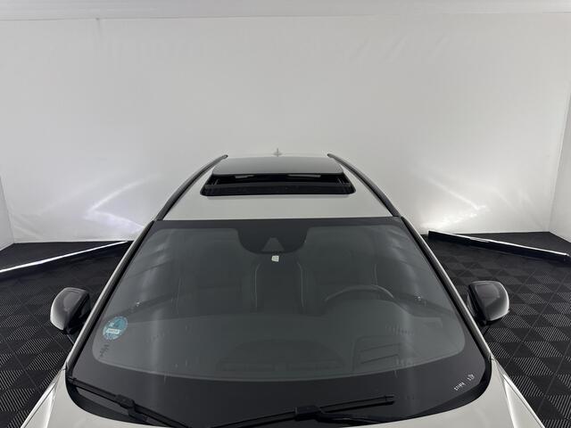 Volvo V60 2.0 T6 Recharge AWD R-Design (Plug-in) (INCL.BTW) Aut. *PANO | HEAD-UP | LEATHER-FABRIC | FULL-LED | MEMORY-PACK | HARMAN/KARDON | DIGI-COCKPIT | HEATED-SPORTSEATS | KEYLESS | DAB+ | NAVI-FULLMAP | PDC | CRUISE | TOWBAR | 19''ALU*