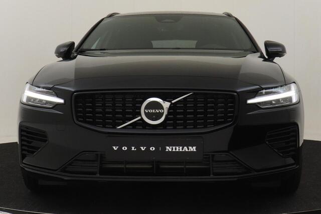 Volvo V60 T8 PLUG-IN HYBRID AWD ULTRA PERFORMANCE ED. DARK -PANO.DAK|HARMAN/KARDON|HEAD-UP DISP.|360°CAM|PRIVACY.GLAS|POLESTAR|19"