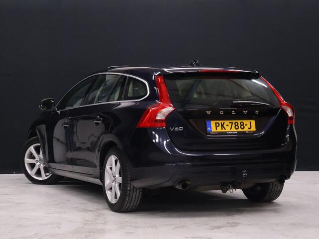 Volvo V60 2.0 T4 Polar+ [SCHUIFKANTELDAK, TREKHAAK, CRUISE CONTROL, BLUETOOTH TELEFOON, HARMAN/KARDON, ACHTERUITRIJCAMERA, PDC V+A, STUURVERWARMING, NIEUWSTAAT]