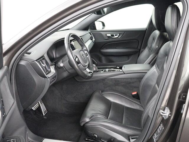 Volvo V60 2.0 T6 Recharge AWD R-Design | Trekhaak | Stoelventilatie | Massage | Memory | Adaptive cruise | Carplay | Camera | Keyless | Navigatie | Full LED | PHEV | Plug In