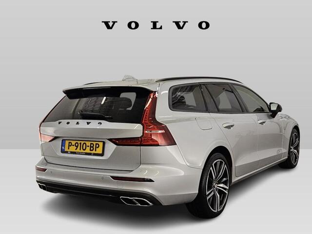 Volvo V60 2.0 B3 Momentum Advantage | 19"LM velgen | Exterior Styling Diffuser | Apple carplay/android auto | Extra getint glas | metallic lak | parkeersensoren |