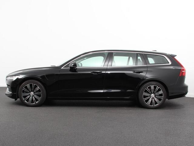 Volvo V60 2.0 T8 390pk Recharge AWD Inscription Expression | Navigatie | Apple Carplay/Android Auto | Elektrische trekhaak| Parkeersensoren | Elektrische achterklep | Adaptive Cruise Control | Virtual Cockpit | Stoel- en stuurverwarming | Ledverlichting | Climate 
