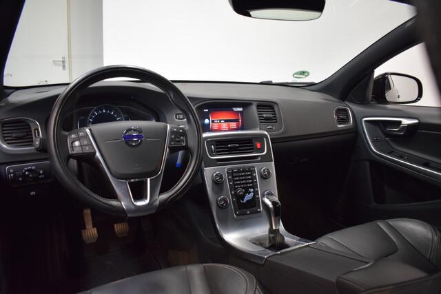 Volvo V60 2.0 T3 153pk Polar+ Leer/ Stoelverw./ Xenon/ PDC v+a