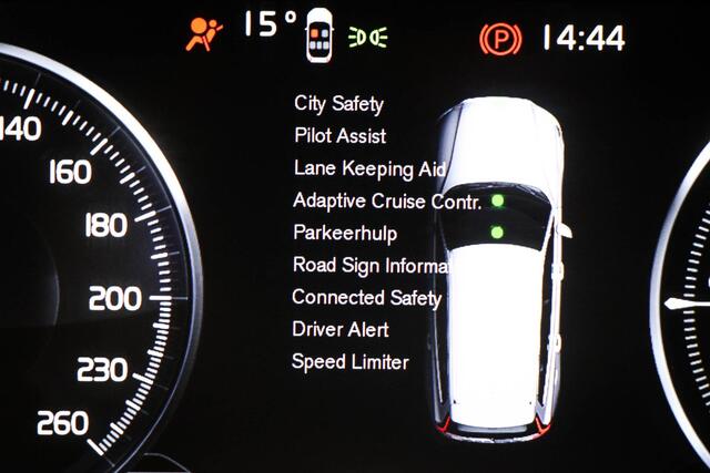 Volvo V60 2.0 T8 Recharge AWD R-Design Polestar Tuning | LIGHTNING / PARK ASSIST- PACK | STUURVERWARMING
