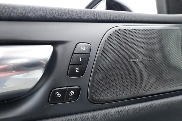 Volvo V60 T8 Recharge R-Design | Memory Seats | Pilot Assist | H&K Audio | Stoel- Stuurverw. | Elek. Trekhaak | Nav + CarPlay