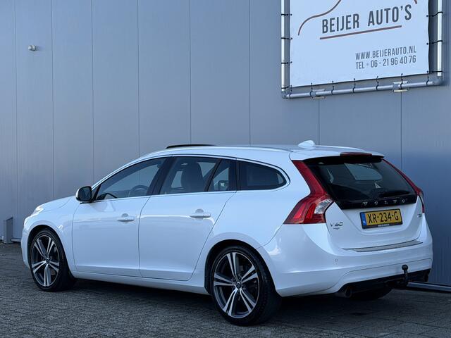 Volvo V60 1.5 T3 Summum Automaat/Trekhaak/Schuifdak/Leer.