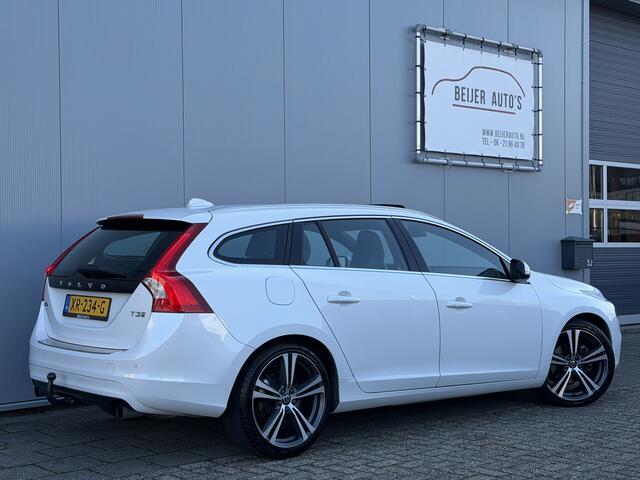 Volvo V60 1.5 T3 Summum Automaat/Trekhaak/Schuifdak/Leer.