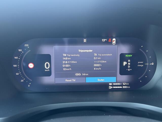 Volvo V60 2.0 T6 Plug-in hybrid AWD Plus Dark climate line /intellisafe/ park assist/ 19 inch