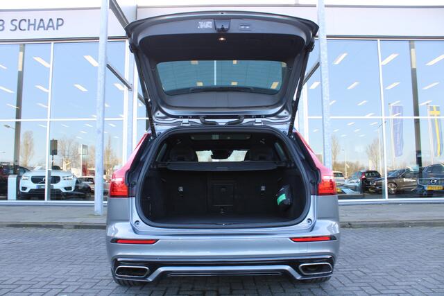 Volvo V60 T6 Automaat Recharge AWD R-Design | Head-Up | 360 Camera | Schuif/kanteldak | Trekhaak | Adapt. Cruise | El. stoelen met geheugen |