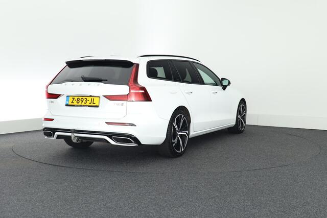 Volvo V60 2.0 T8 390pk Twin Engine AWD R-Design Trekhaak Camera harman/kardon Stoelverwarming Navigatie