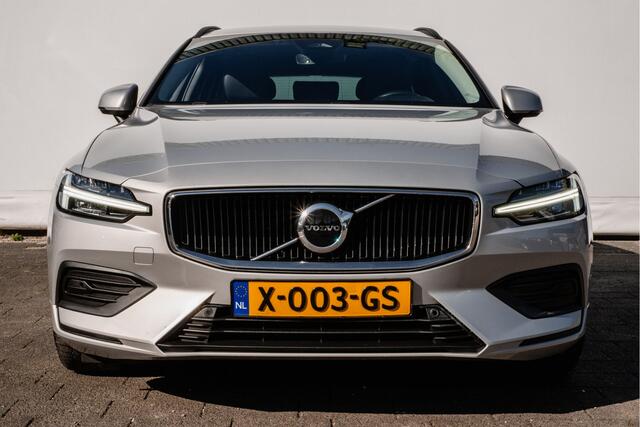 Volvo V60 2.0 B3 Aut. Essential Edition Leer/ Blis/ Camera/ Navigatie/ Pdc/ Carplay/ Full led/ Adapt. cruise