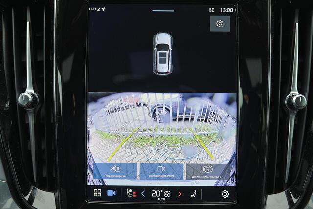 Volvo V60 T6 Recharge AWD Core - Adaptive Cruise Control - Parkeercamera achter - Verwarmde voorstoelen, stuur & achterbank - Parkeersensoren voor & achter - High Performance audio - Extra getint glas - 18' LMV