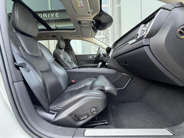Volvo V60 2.0 T6 AWD Inscription Polestar |Full options| Pano|B&W|StoelVentilatie|PilotAssist|Trekhaak