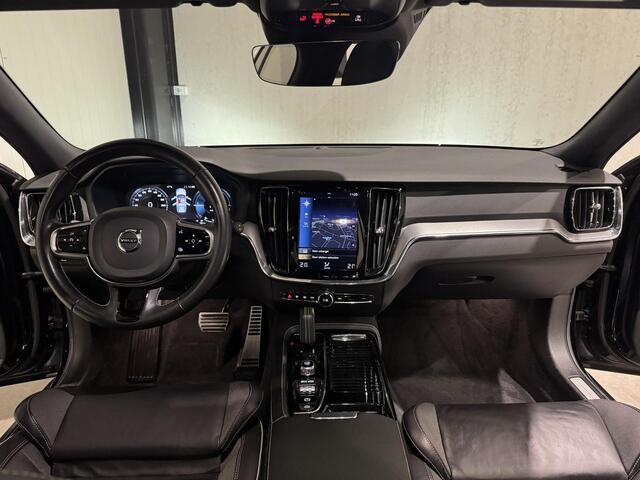 Volvo V60 2.0 T8 Recharge AWD R-Design | panorama | leder | trekhaak | black optiek |