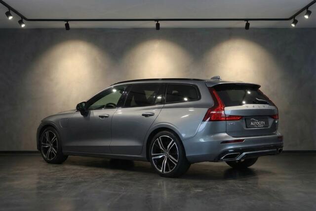 Volvo V60 T6 PHEV R-Design | Pano | Bowers&Wilkins | Trekhaak | Massage