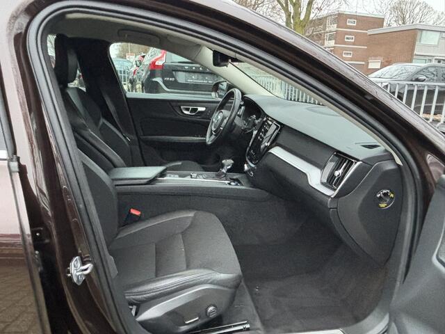 Volvo V60 2.0 T5 Momentum Keyless LPG DAB